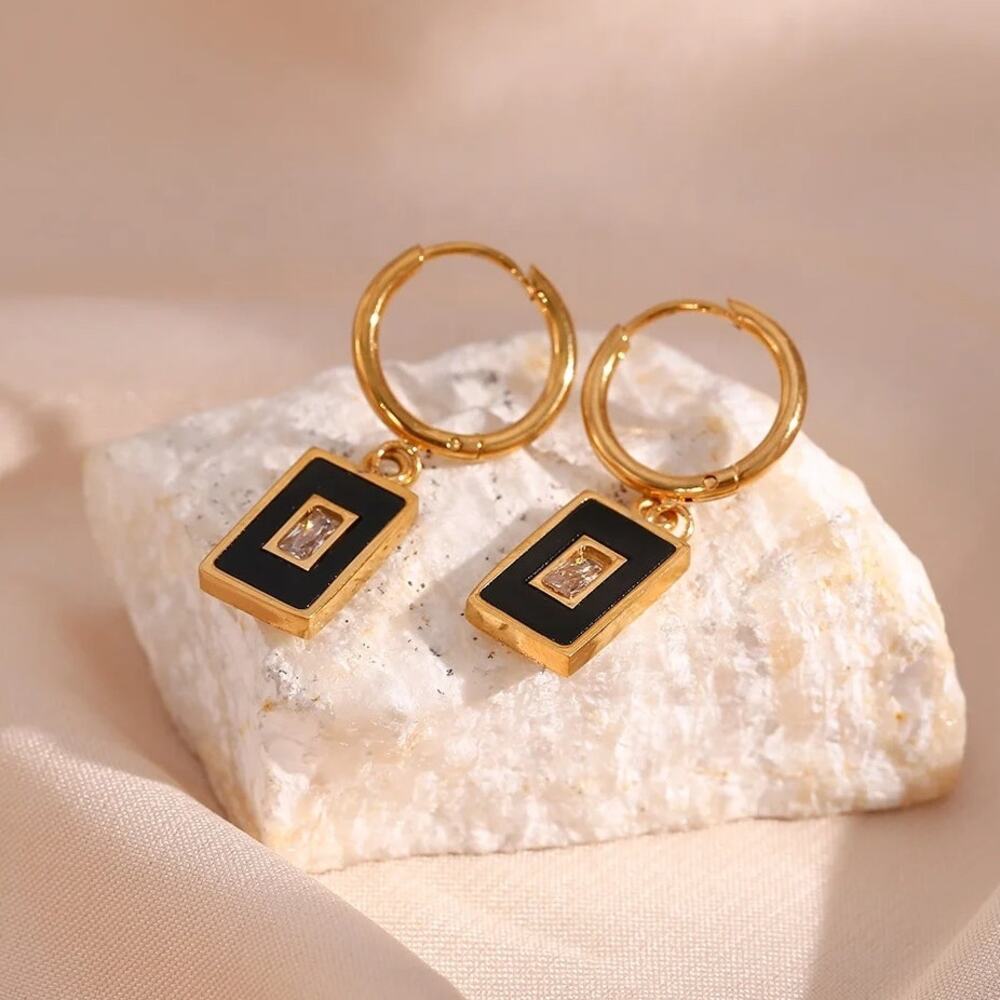 Black Vintage Style Acrylic Pendant Earrings‎ 18K Gold Plated Stainless Steel - Picture 3 of 11